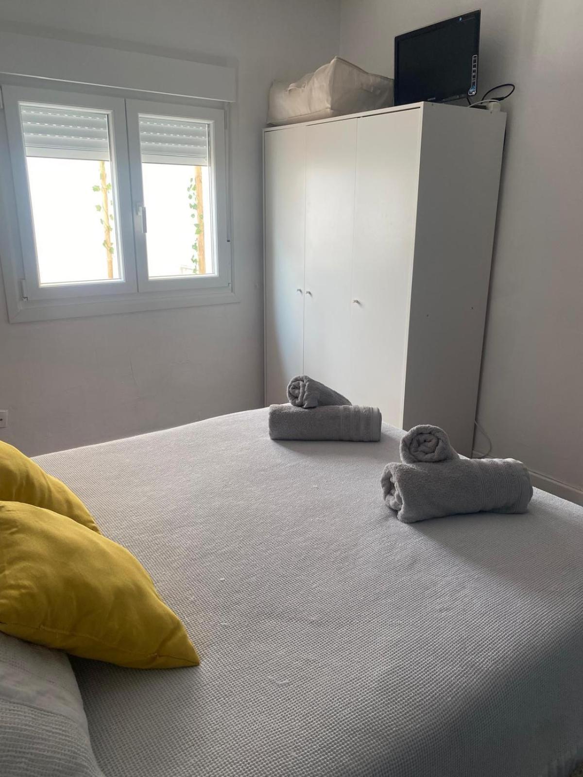 Appartement Avec Terrasse Santoña Eksteriør bilde
